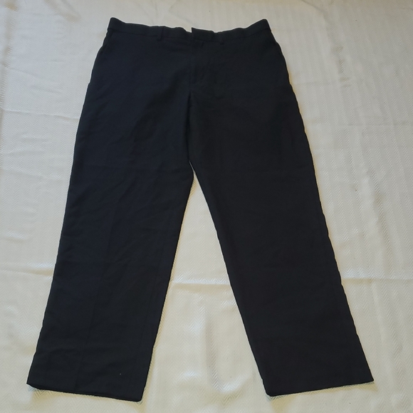 Haggar Men's Black Dress Pants - Picture 1 of 5